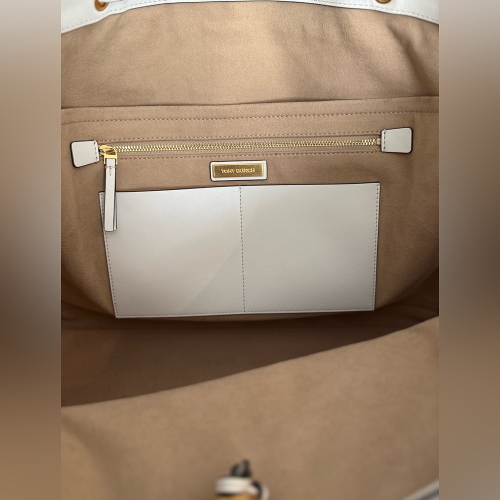 Tory Burch T Monogram Jacquard Embroidered Tote ~ EUC w/Dust Bag Included - Picture 11 of 14